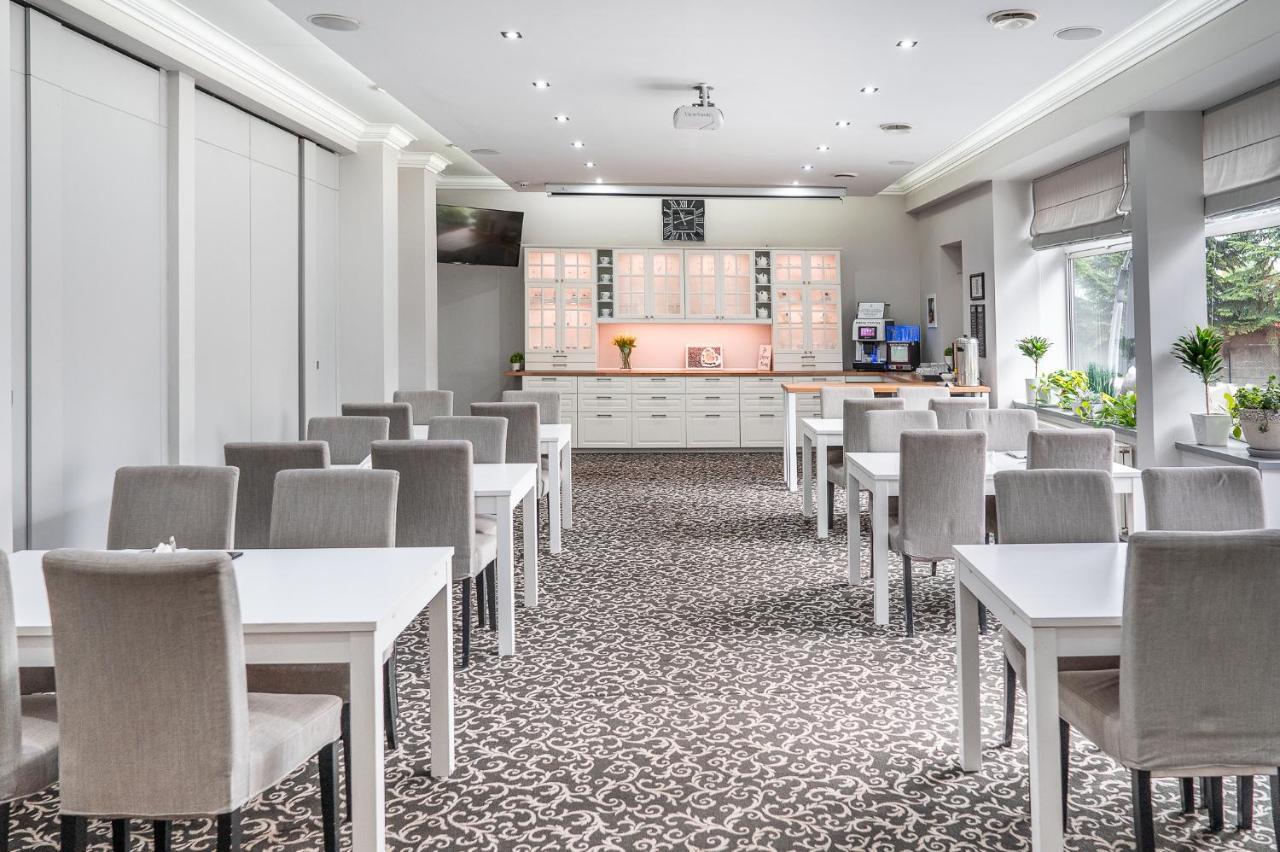 Hotel Europejski Nysa Dış mekan fotoğraf